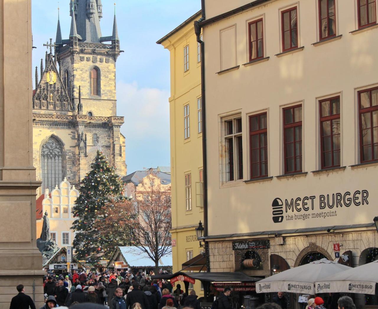 Prague Women'S Hall Of Fame Exterior photo