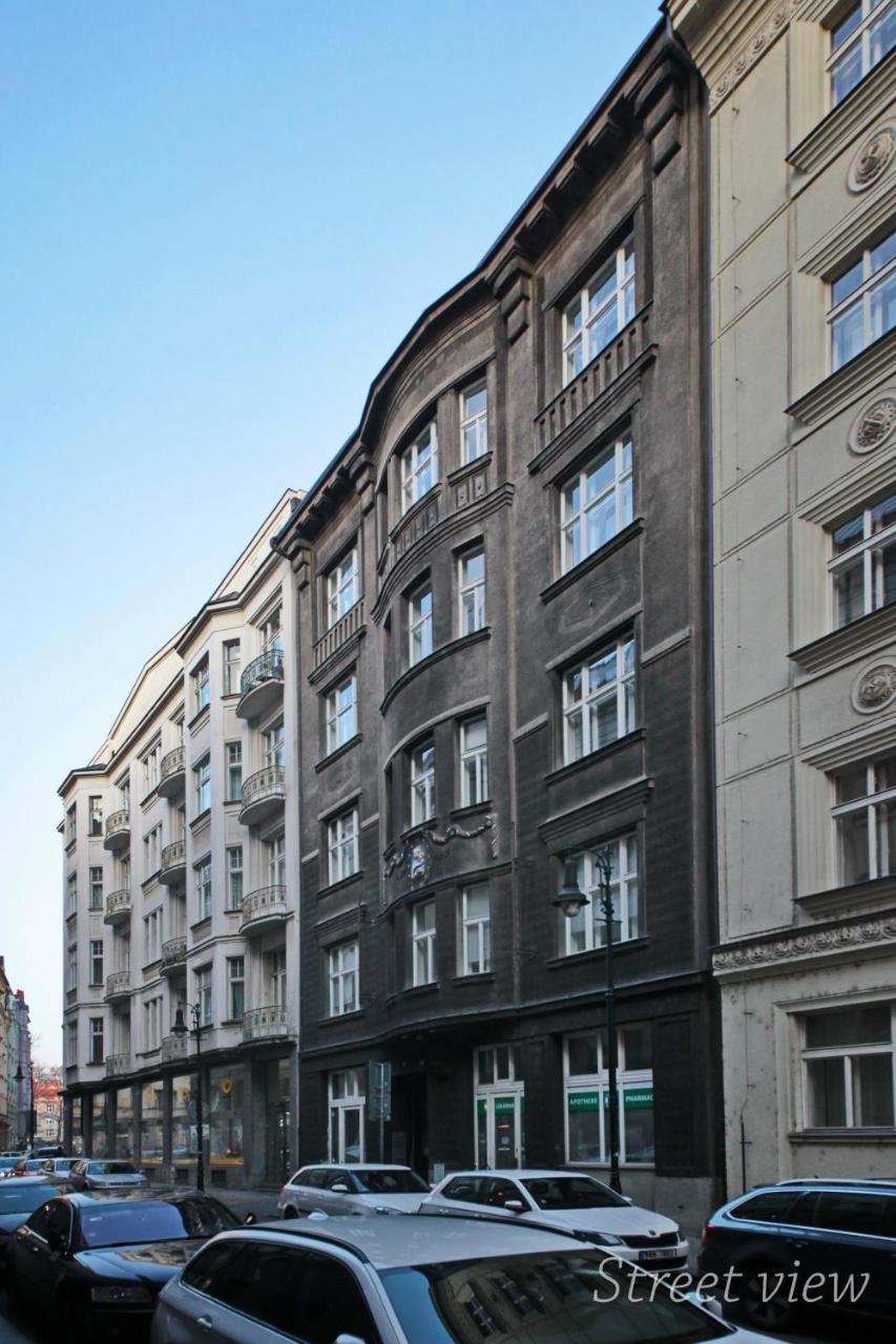 Prague Women'S Hall Of Fame Exterior photo